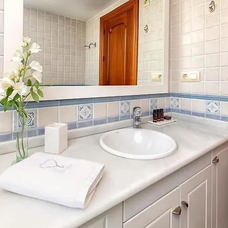 Duplex With Sea Views * 말라가