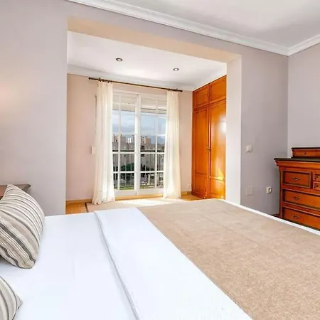 아파트 Duplex With Sea Views *
