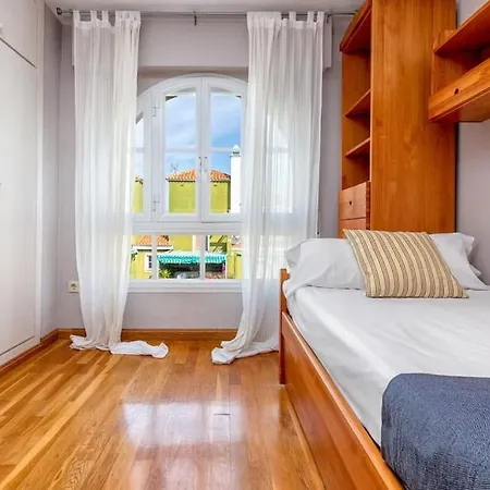 Duplex With Sea Views 아파트